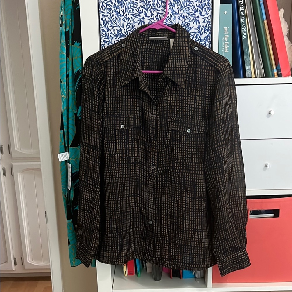 Liz Claiborne Lightweight Black and Brown Shirt